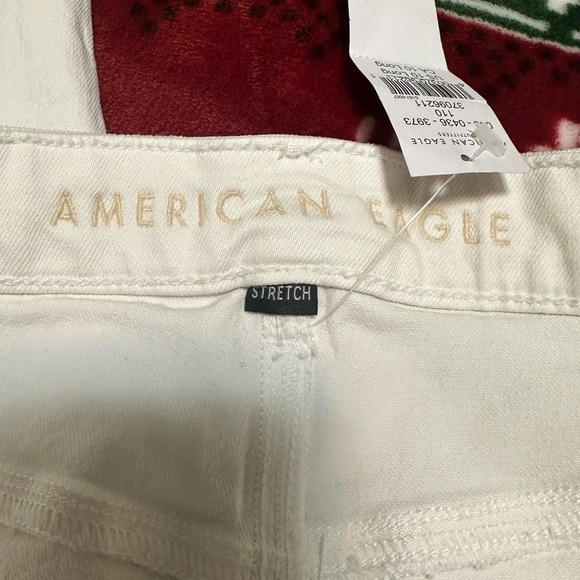 American Eagle Outfitters Women's White Straight Leg Jeans - Picture 7 of 8